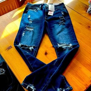 New with Tags Kan Can jeans, dark distressed
